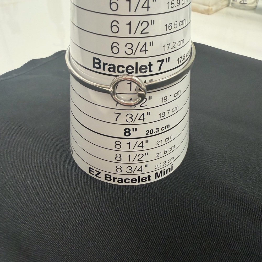 🖤 Vintage European Artisan Sterling Silver Bracelet with Hidden Diamond Accent 💎 - Picture 2 of 11